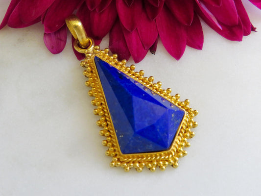 Etruscan Revival Lapis Pendant in 18K Gold