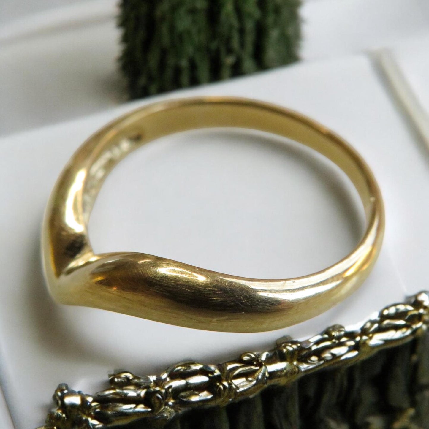 Vintage 18K Gold Contour Wishbone Ring | Size 5.75 | 2.88g