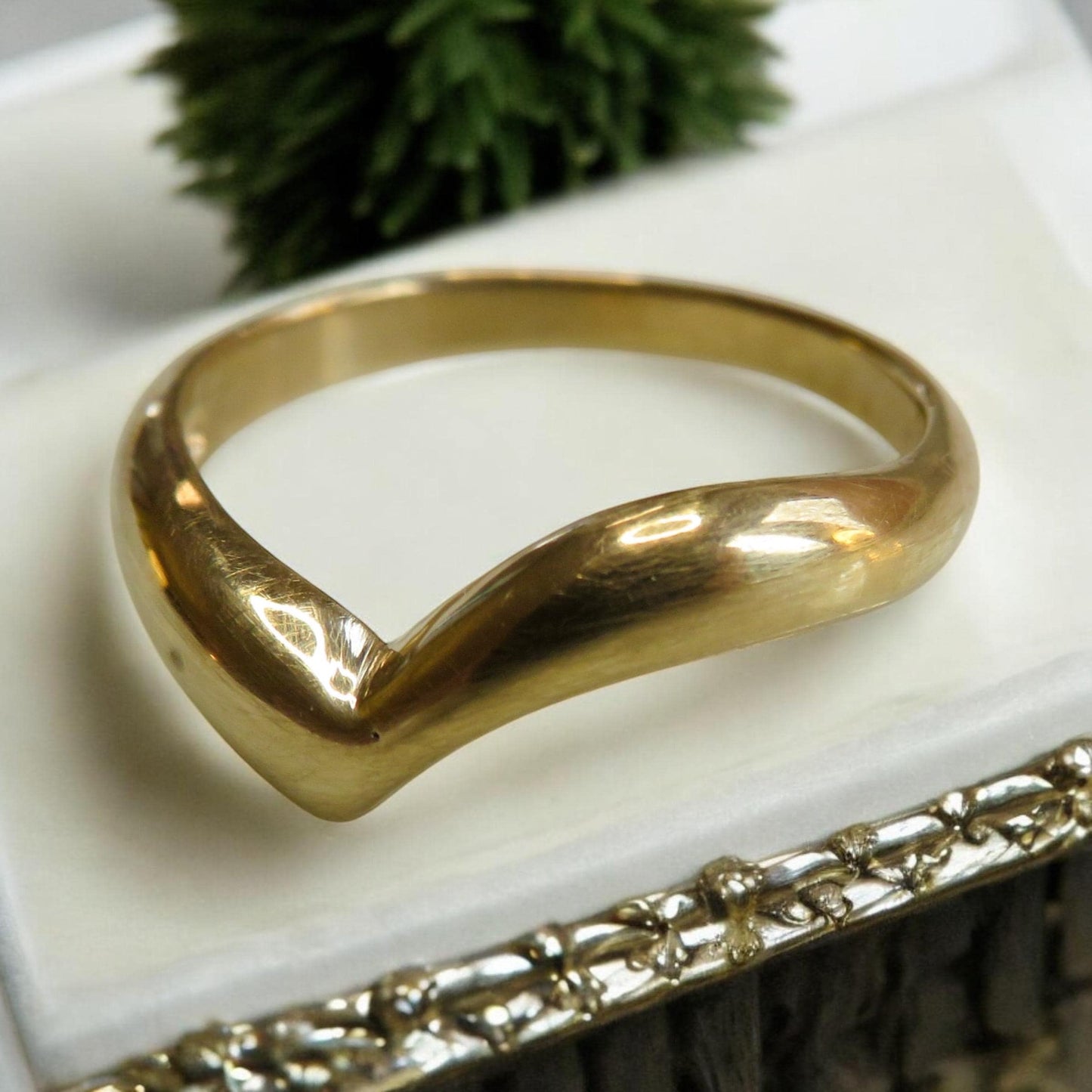 Vintage 18K Gold Contour Wishbone Ring | Size 5.75 | 2.88g