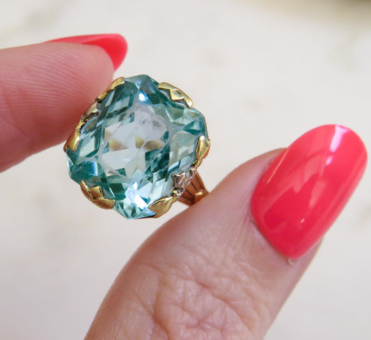 1920s Art Deco Ring | Synthetic Blue Spinel | 10K Tri-Tone Gold Floral Setting | Size 9