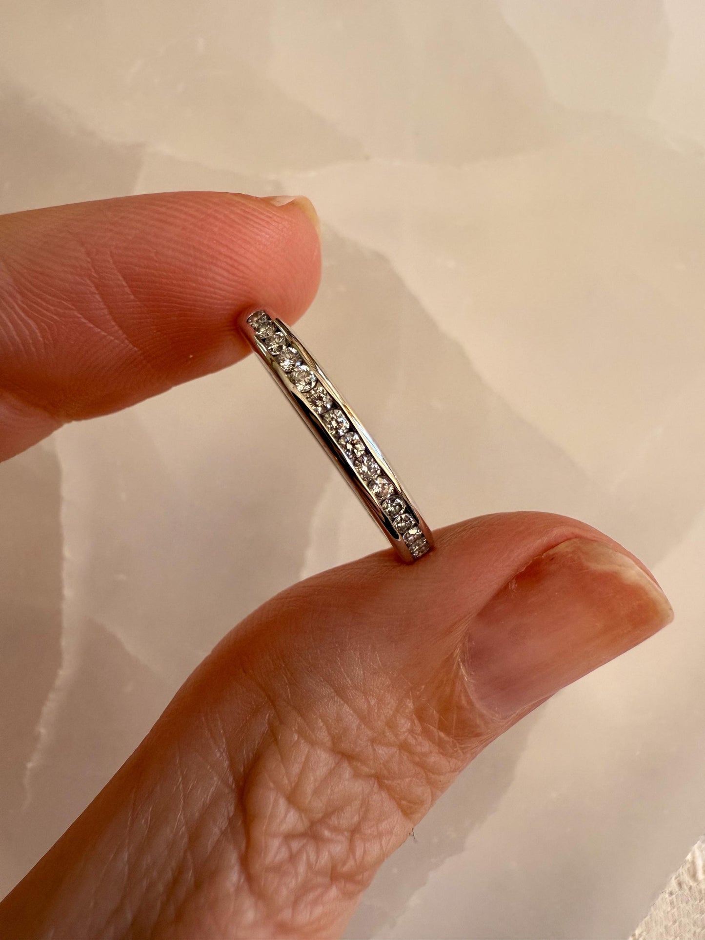 18K White Gold Diamond Band Ring | .25ct Sparkling H/SI1 Diamonds | Estate Fine Jewelry Size 6