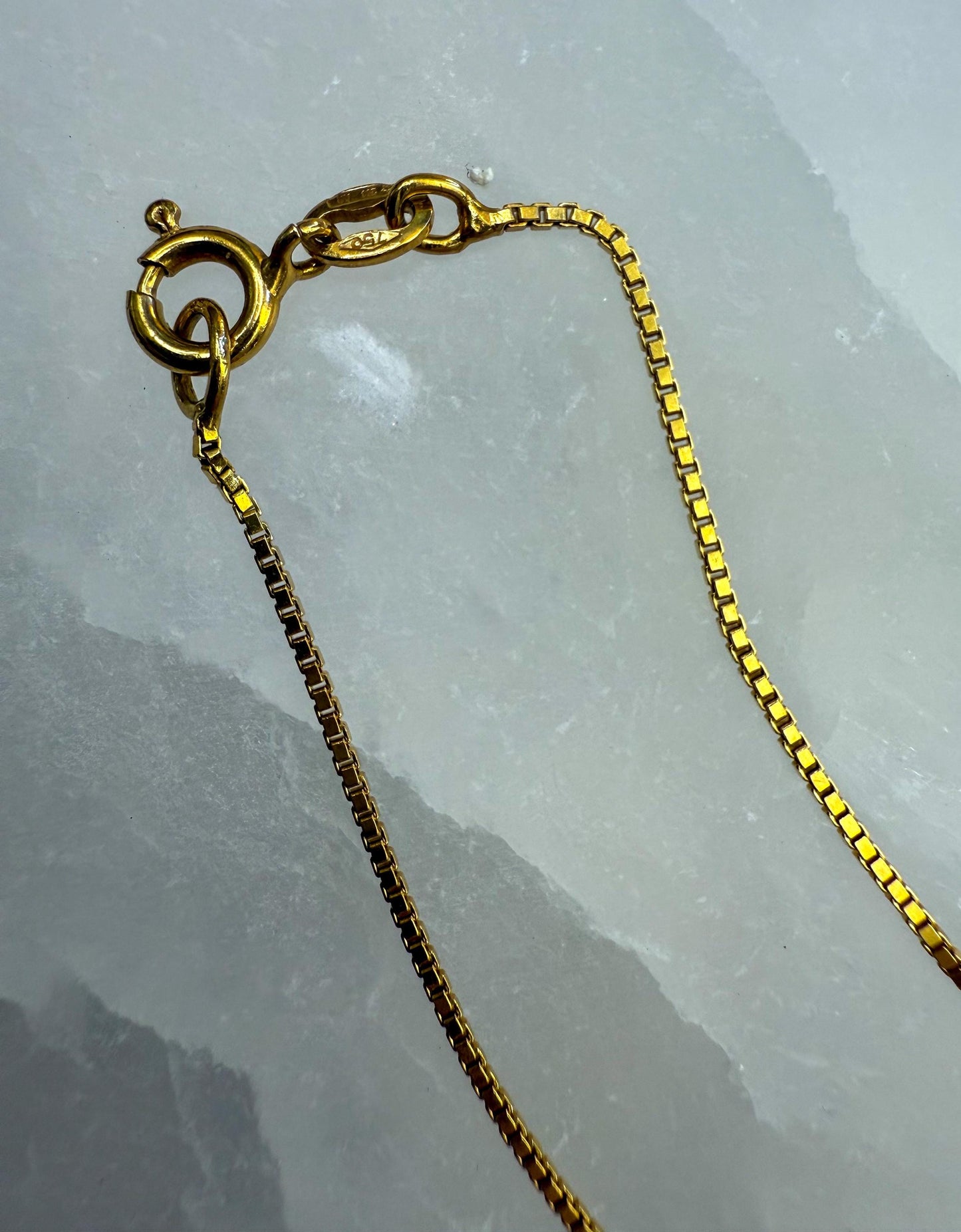 Sparkly 18” 18K Gold Box Chain Necklace