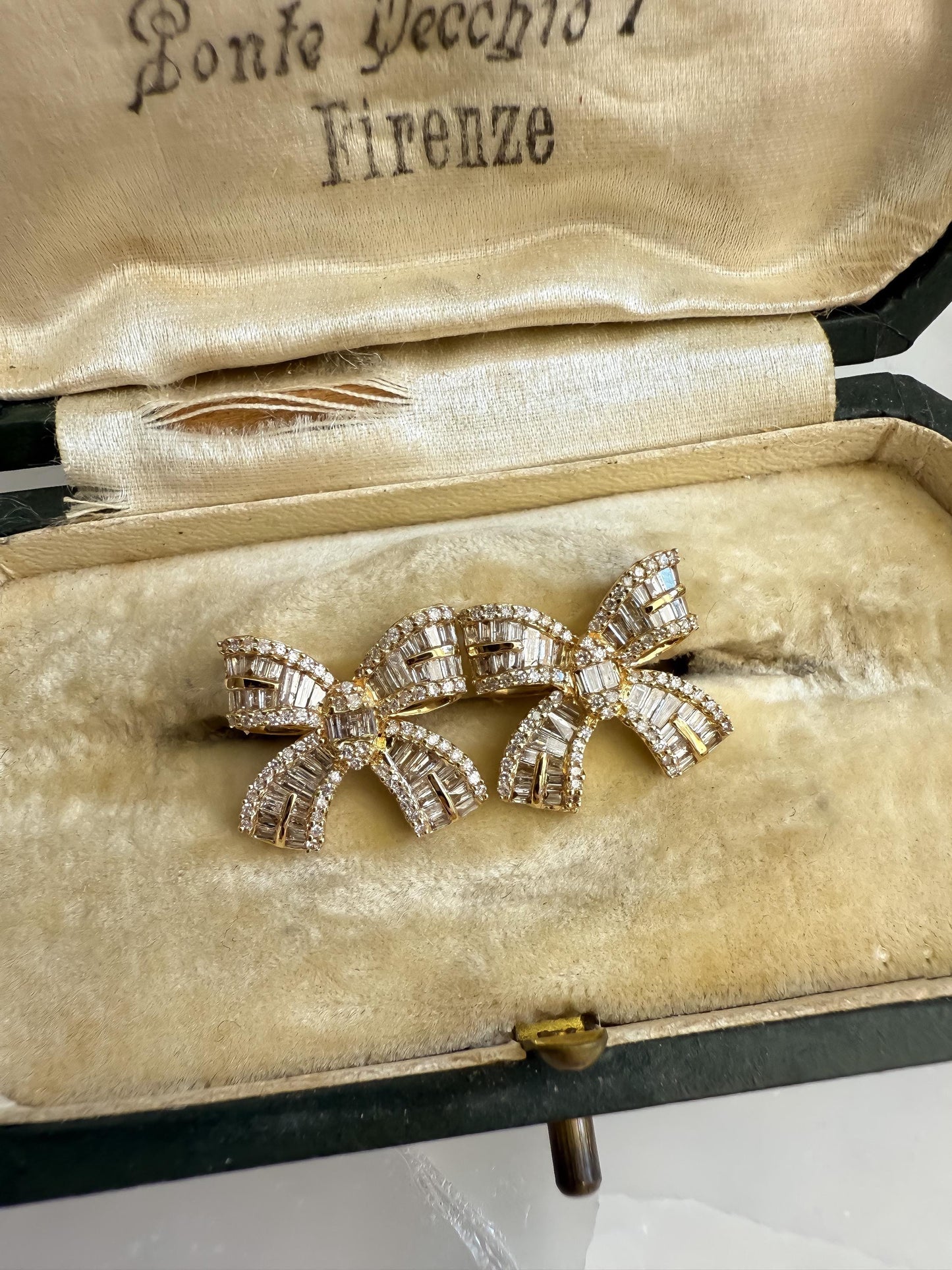 18K Yellow Gold Diamond Bow Earrings  1 Carat Total Weight