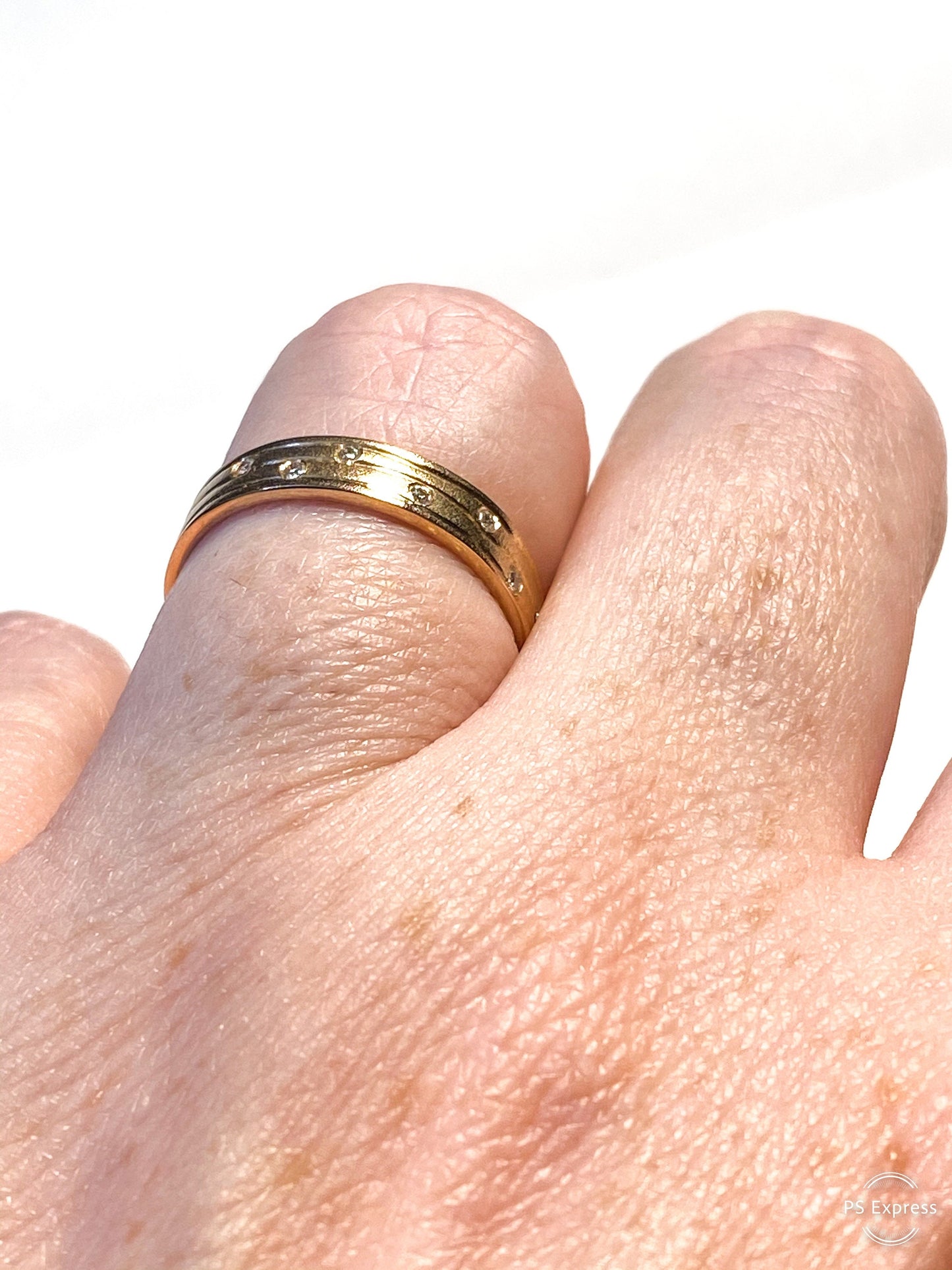 Rose Gold and Diamond Scatter Band