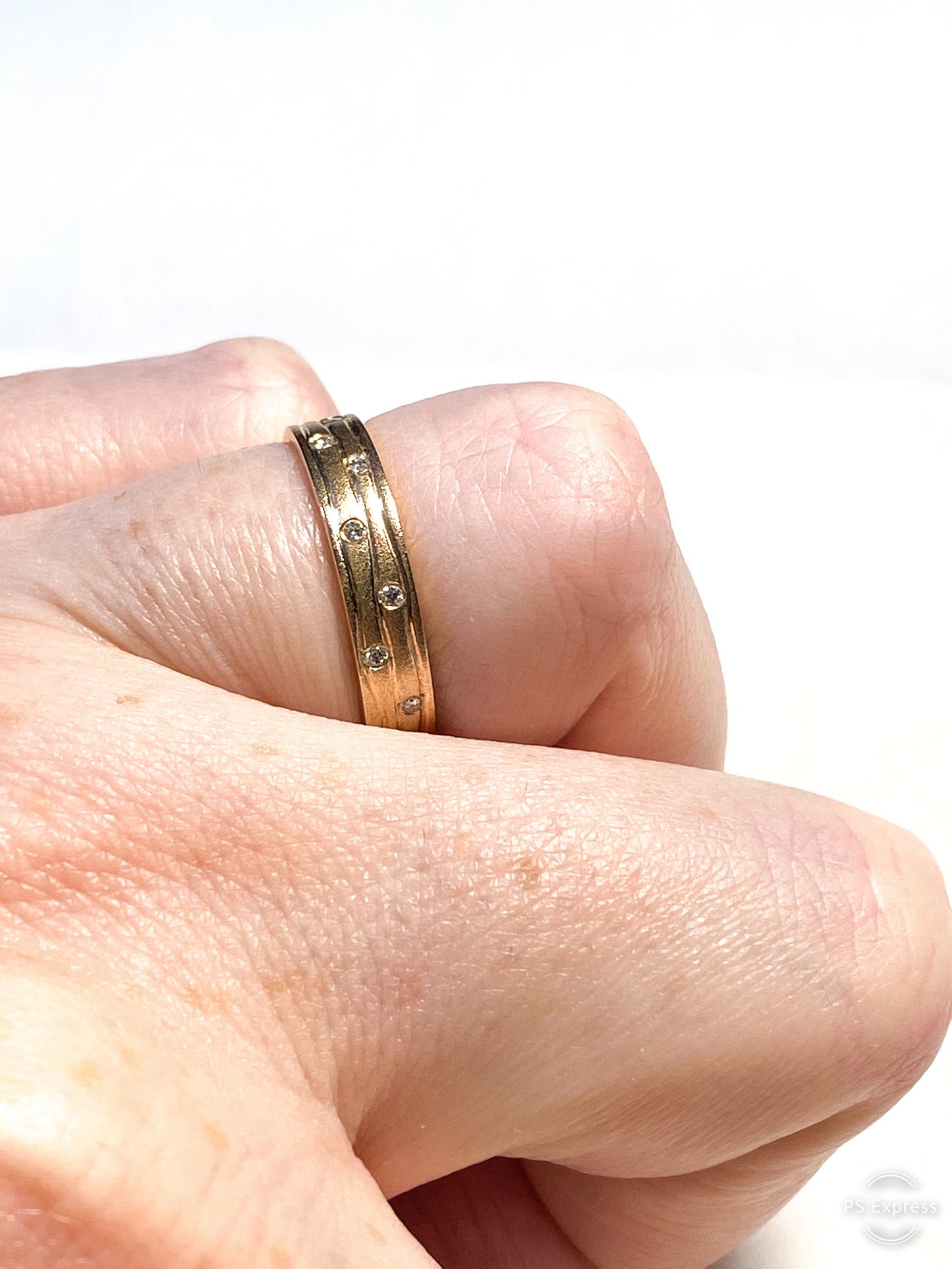 Rose Gold and Diamond Scatter Band