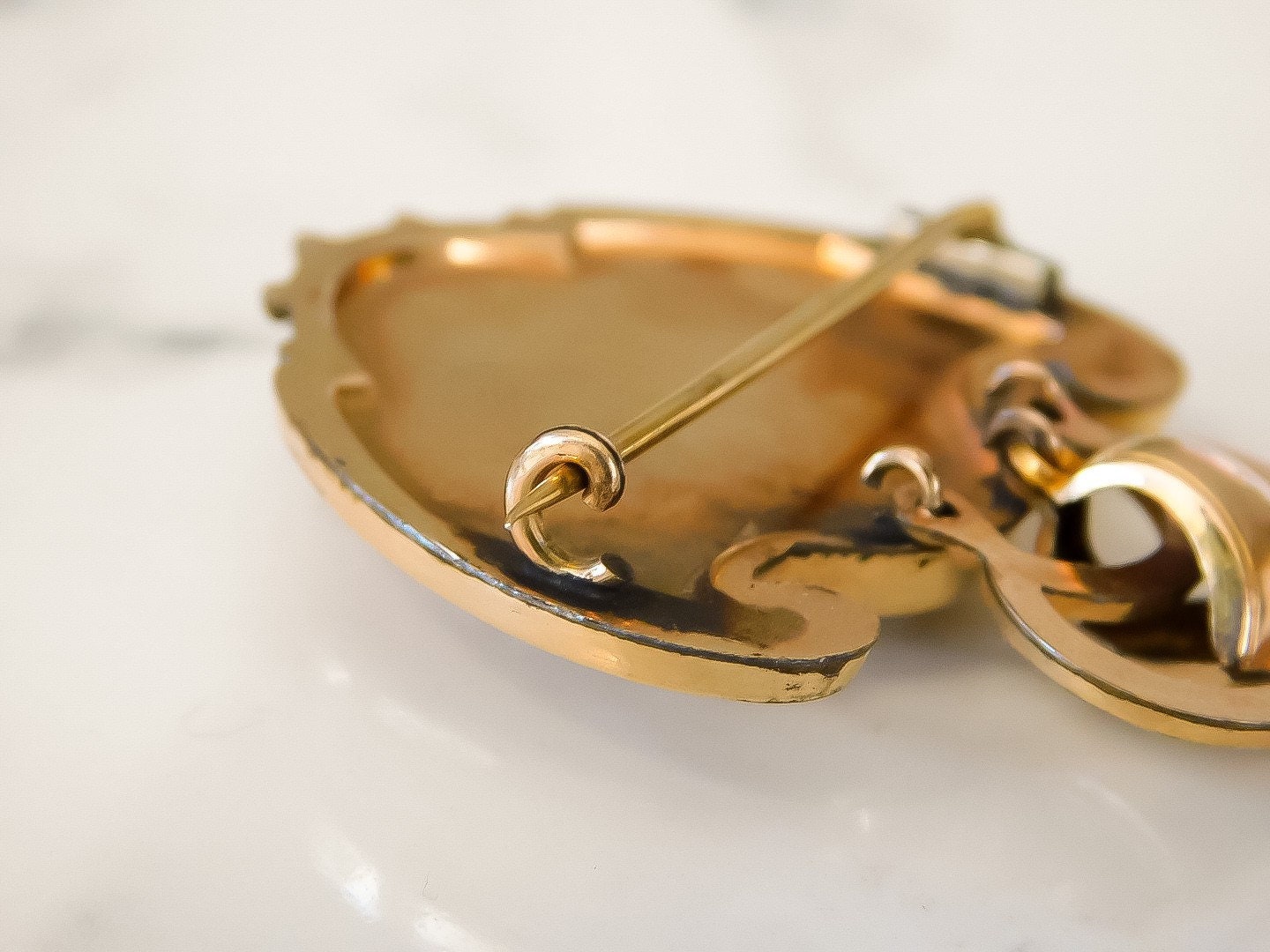 Antique Cameo Brooch