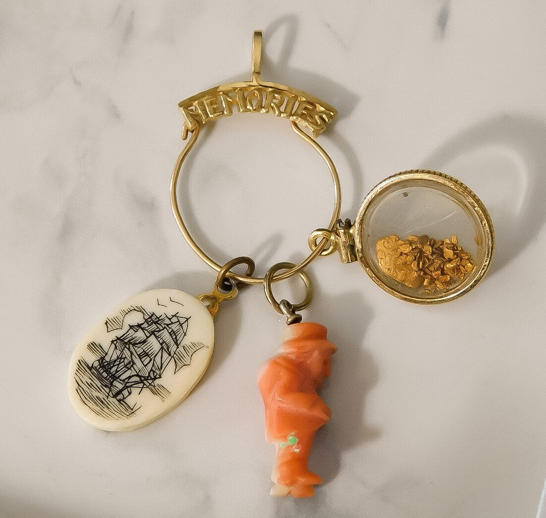 Memories Charm Holder with Three Charms