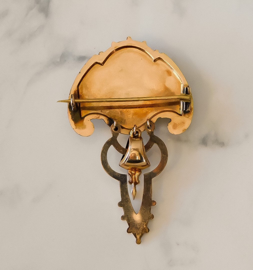 Antique Cameo Brooch