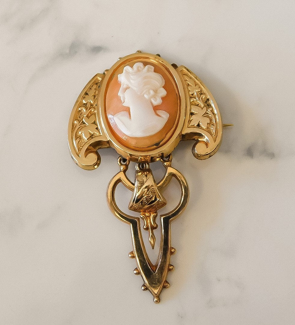 Antique Cameo Brooch