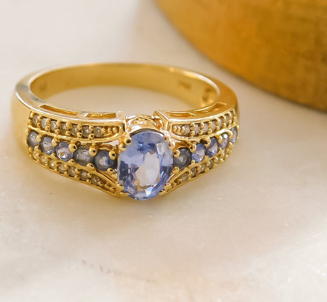 Vintage Estate Periwinkle Sapphire Ring
