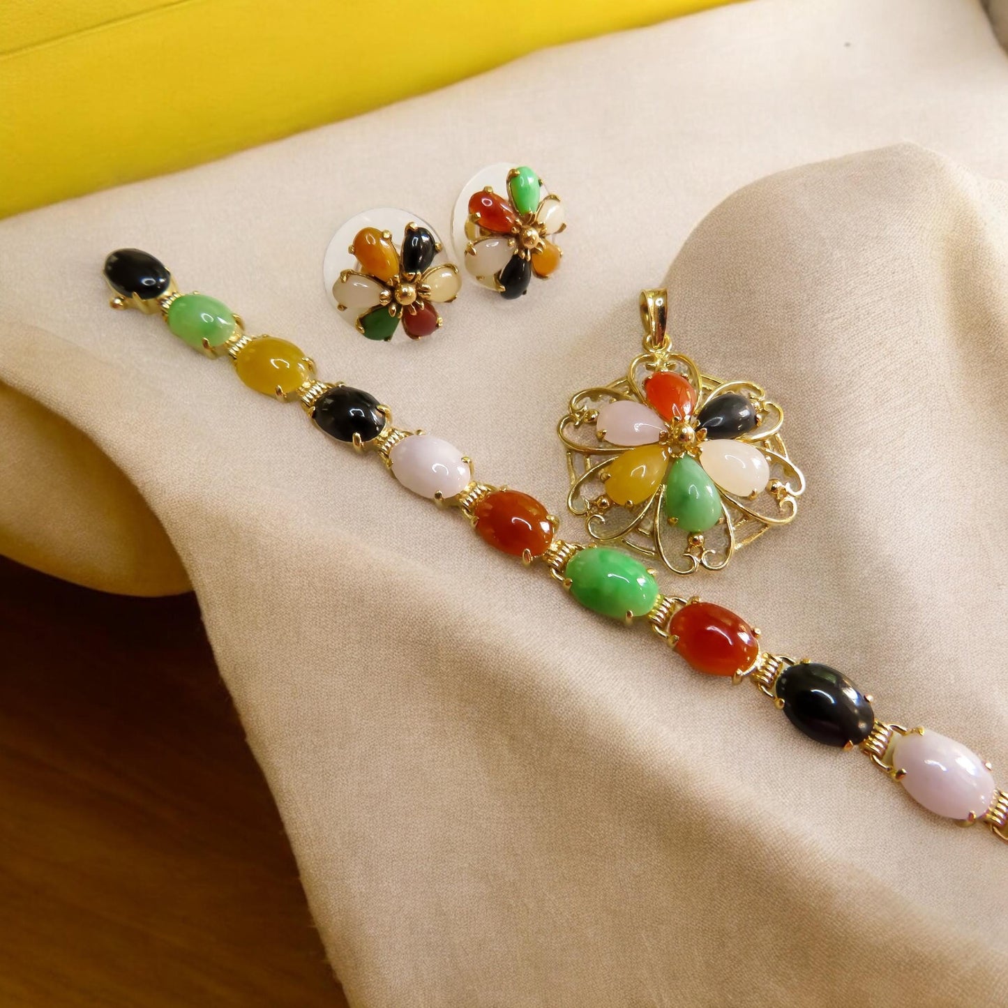 Colored Jadeite Jewelry Suite in 14K