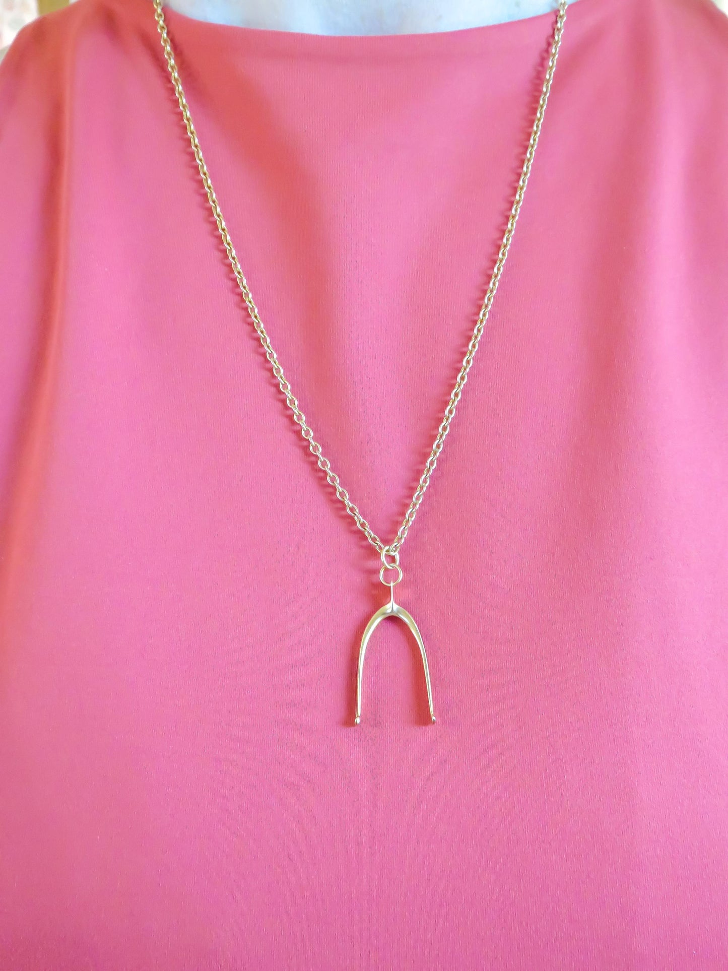 Wishbone Pendant in 15K Yellow Gold Vintage