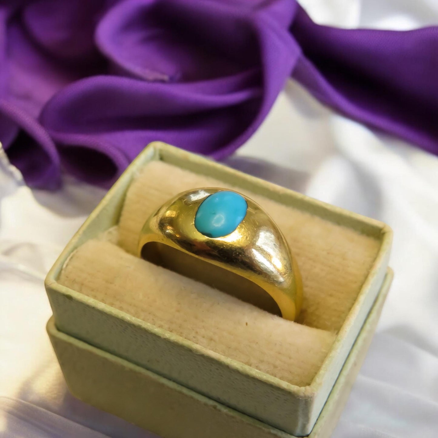 1913 Turquoise and 18K Gold Ring