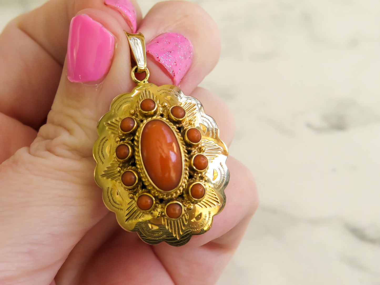 18K Yellow Gold and Coral Antique Pendant