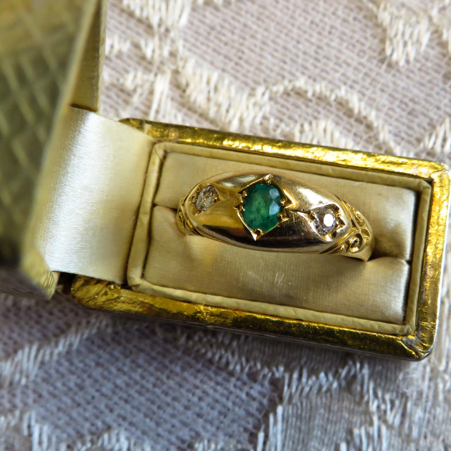 Flush Set Emerald and Old Mine Diamond Ring in 18K Gold