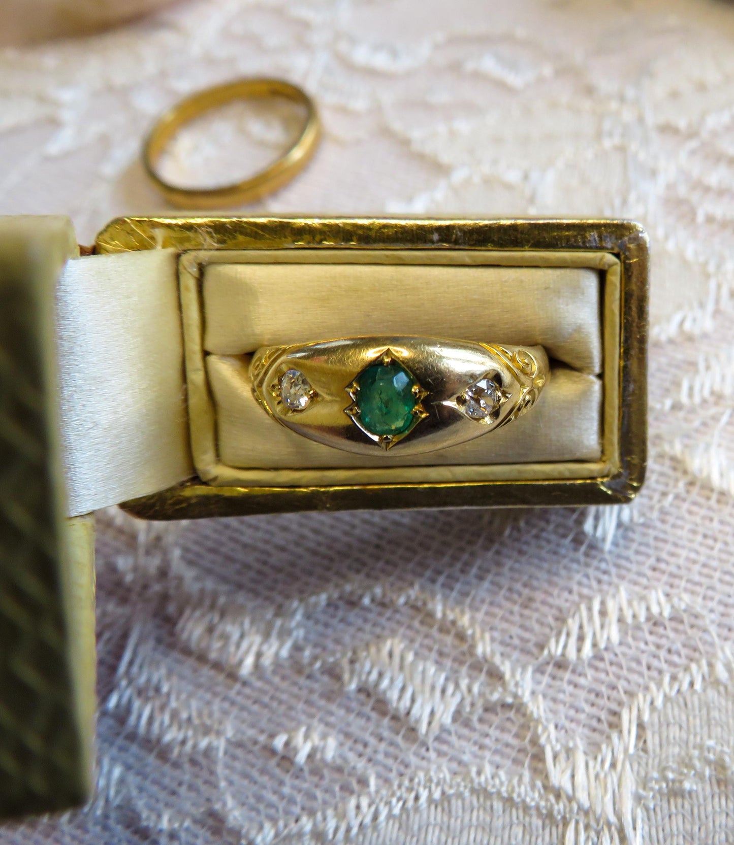 Flush Set Emerald and Old Mine Diamond Ring in 18K Gold