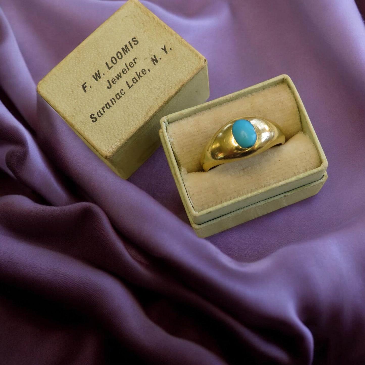 1913 Turquoise and 18K Gold Ring