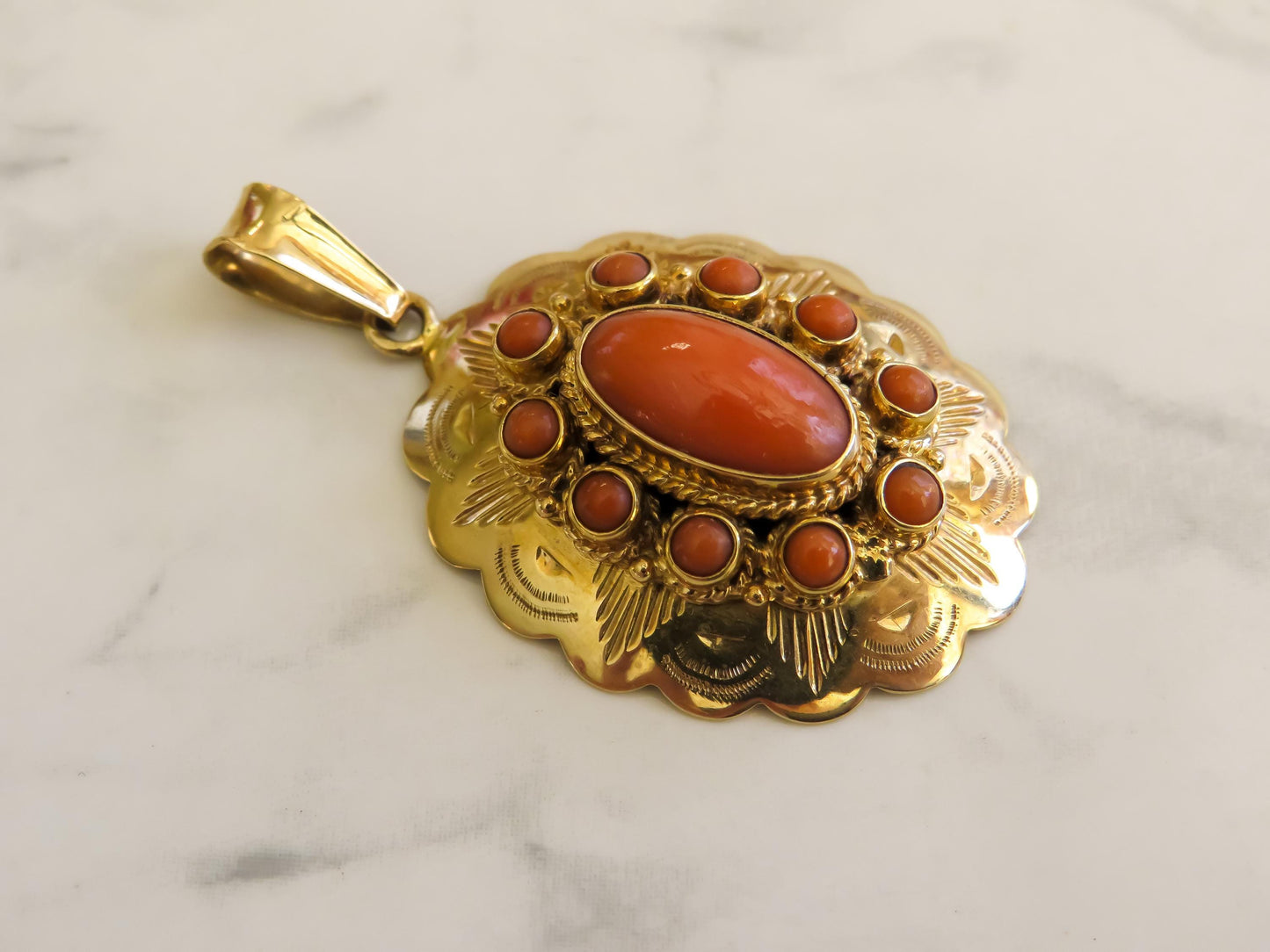 18K Yellow Gold and Coral Antique Pendant