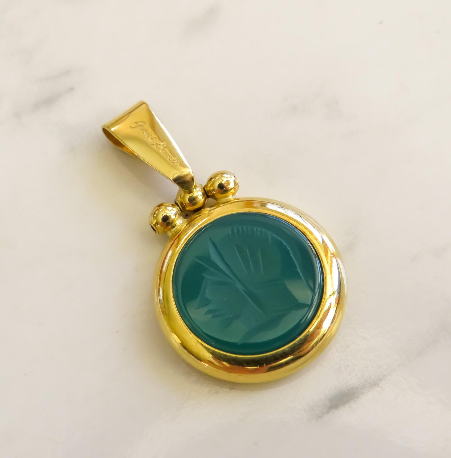 Genio & Brevetti Designer Intaglio in 18K Gold