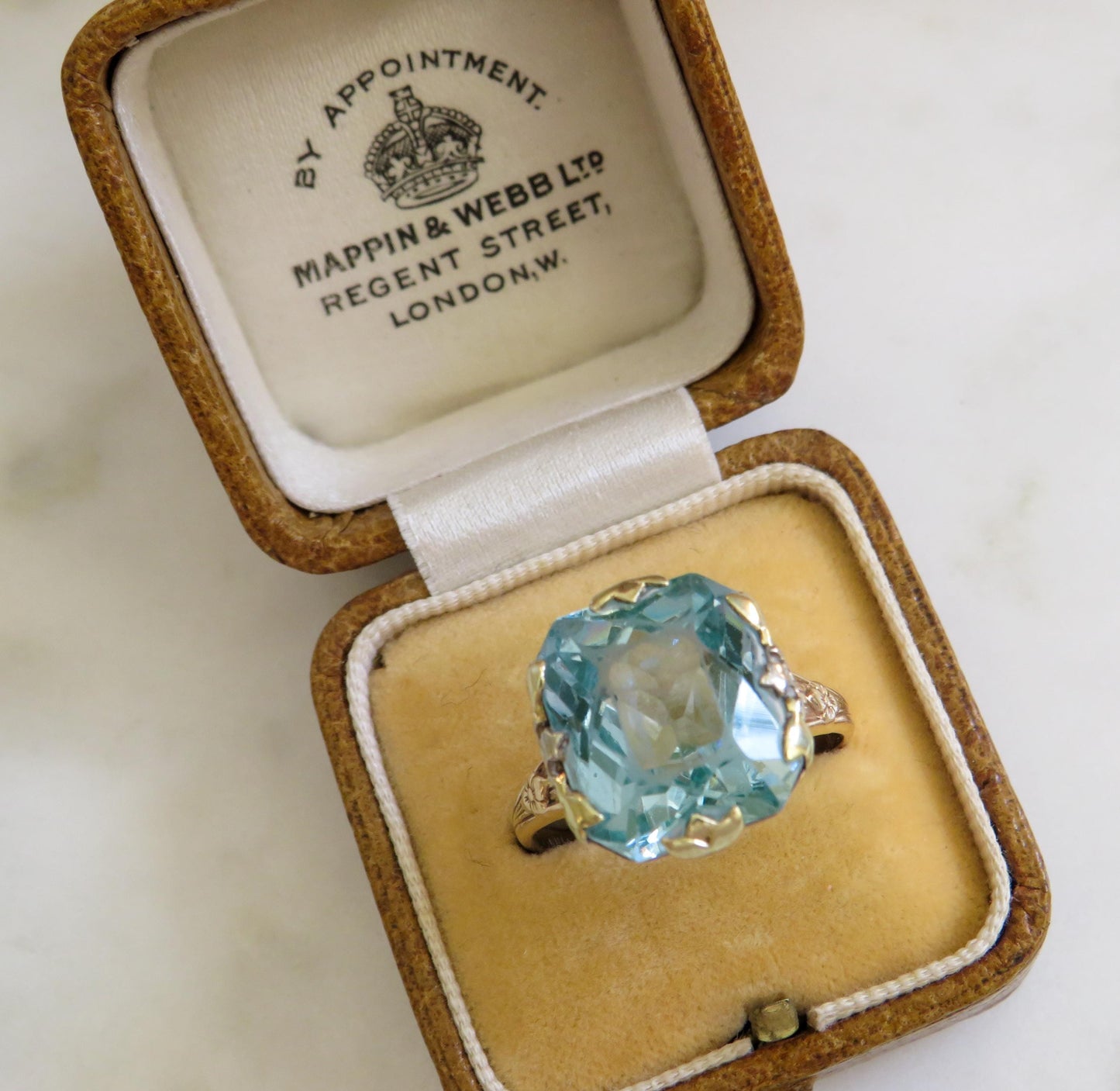 1920s Art Deco Ring | Synthetic Blue Spinel | 10K Tri-Tone Gold Floral Setting | Size 9