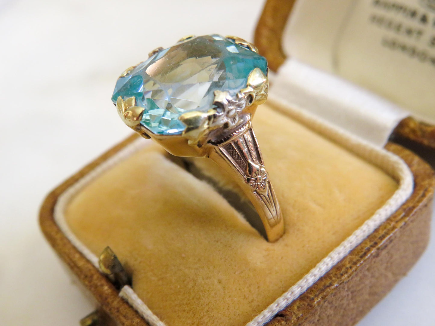 1920s Art Deco Ring | Synthetic Blue Spinel | 10K Tri-Tone Gold Floral Setting | Size 9