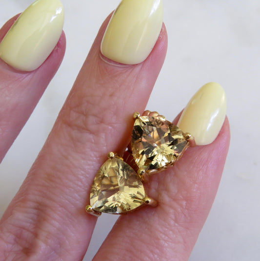 Scapolite Trillion Cut Earrings Vintage 18K Gold