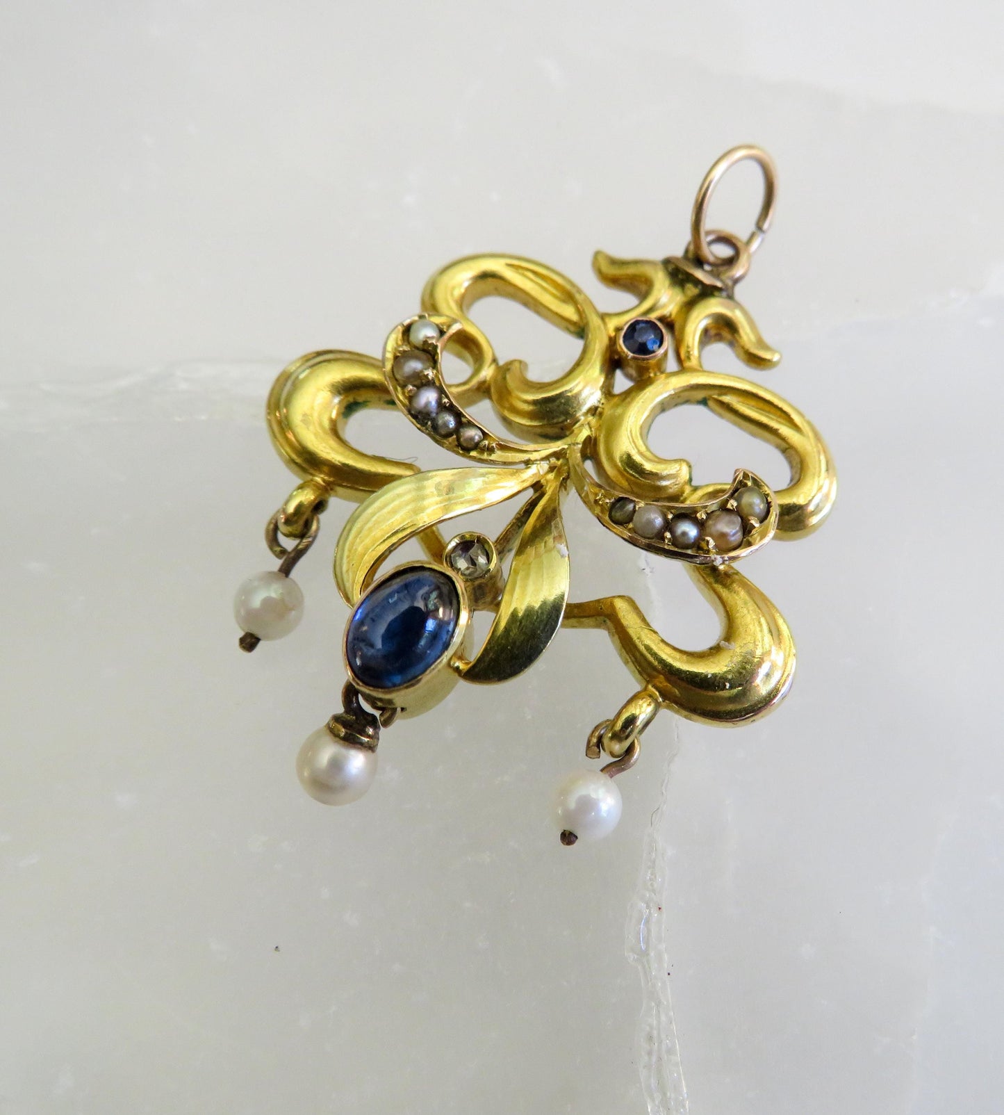 Edwardian 18K Gold Pendant with Sapphire & Pearl Drops
