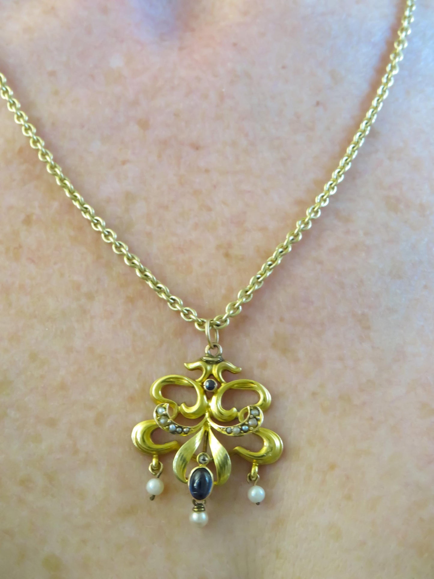 Edwardian 18K Gold Pendant with Sapphire & Pearl Drops