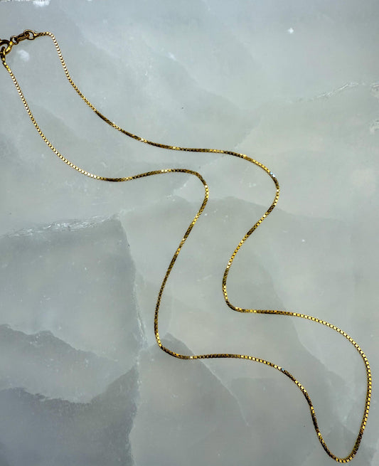 Sparkly 18” 18K Gold Box Chain Necklace
