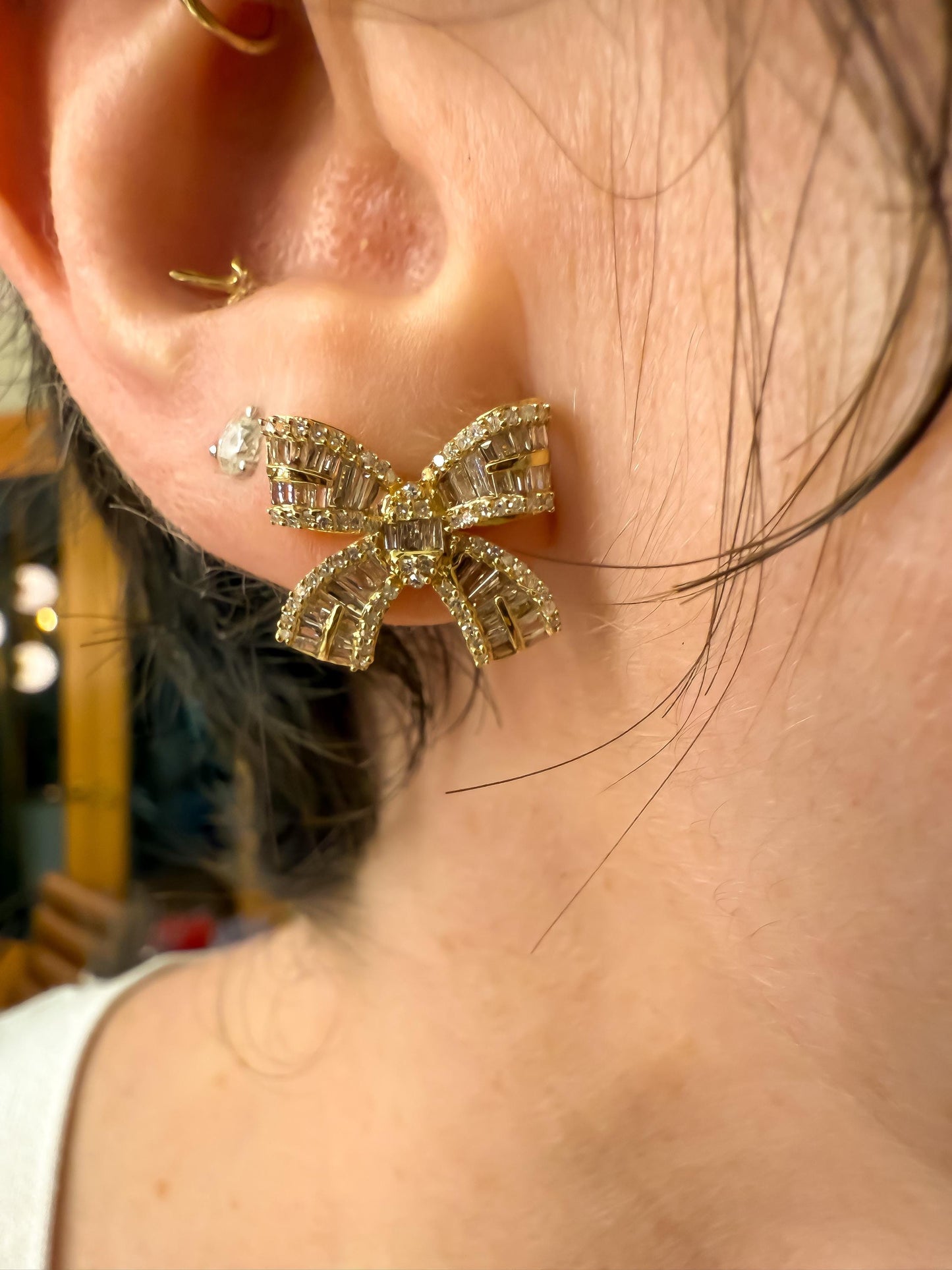 18K Yellow Gold Diamond Bow Earrings  1 Carat Total Weight