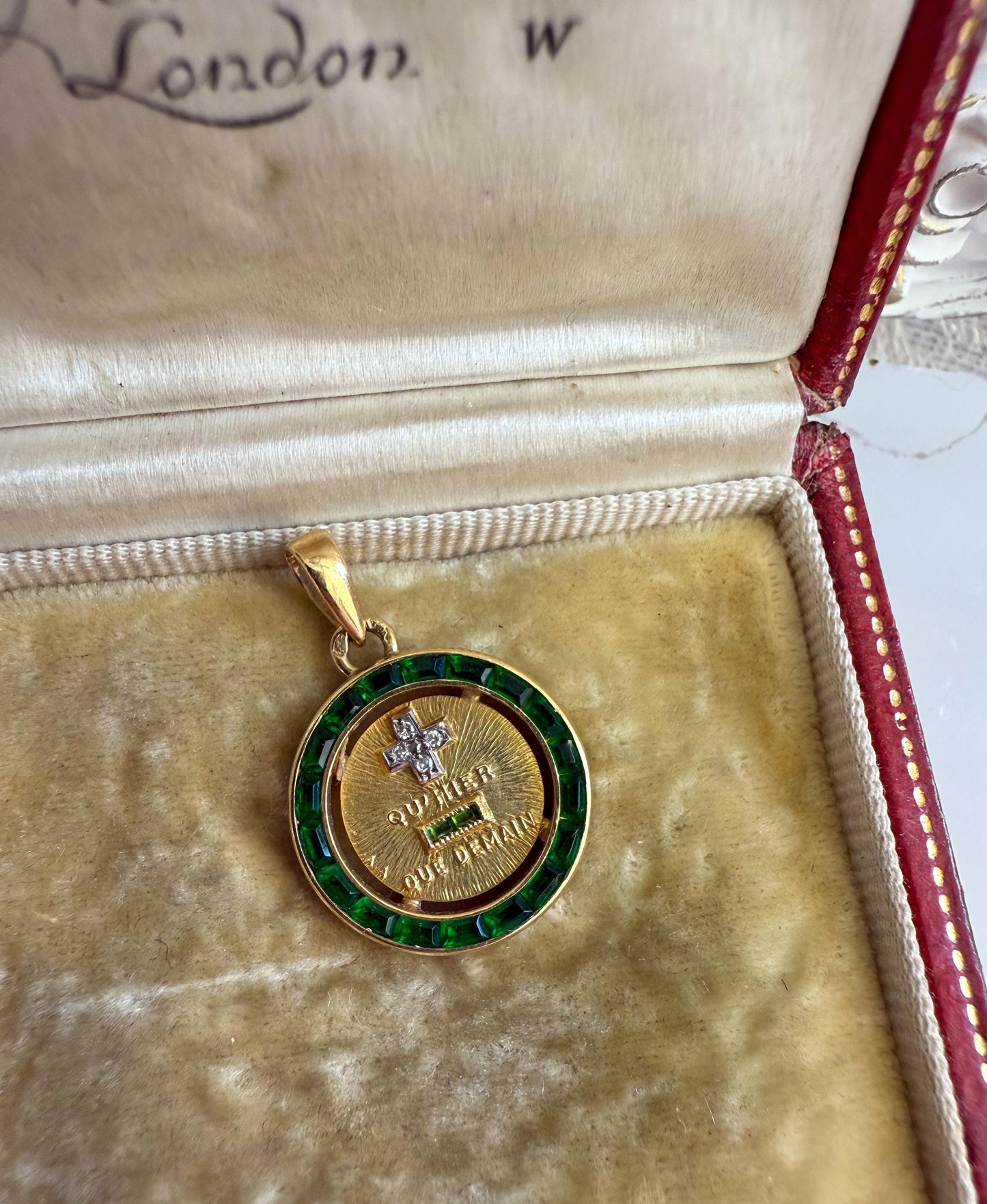 18K Gold Augis Medal
