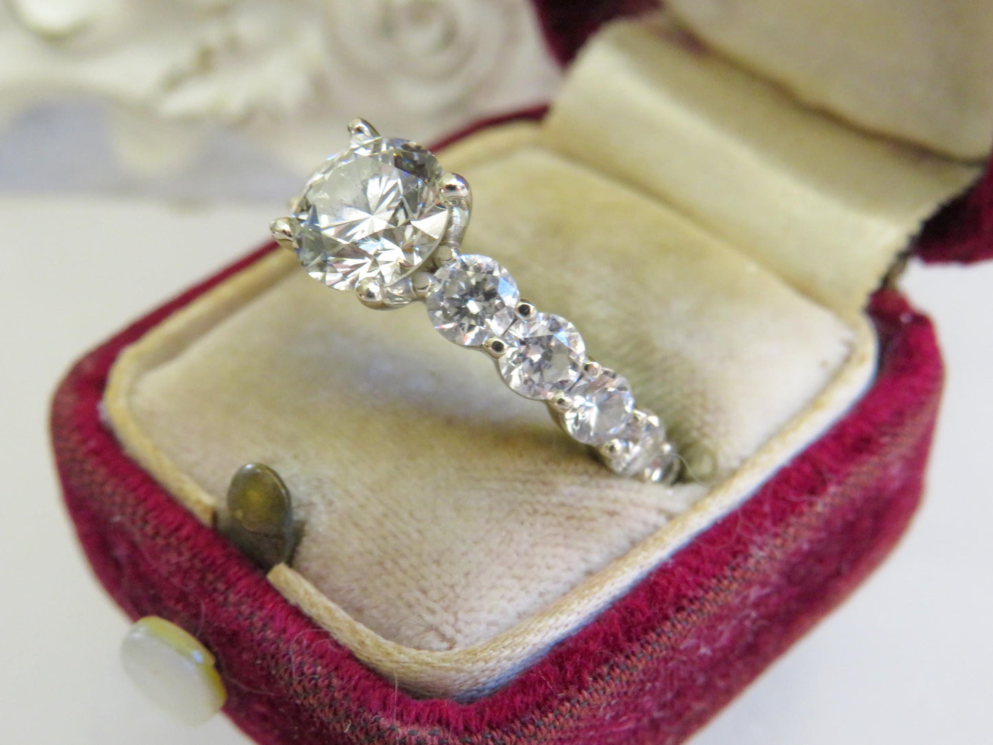 Estate 18K White Gold Diamond Ring