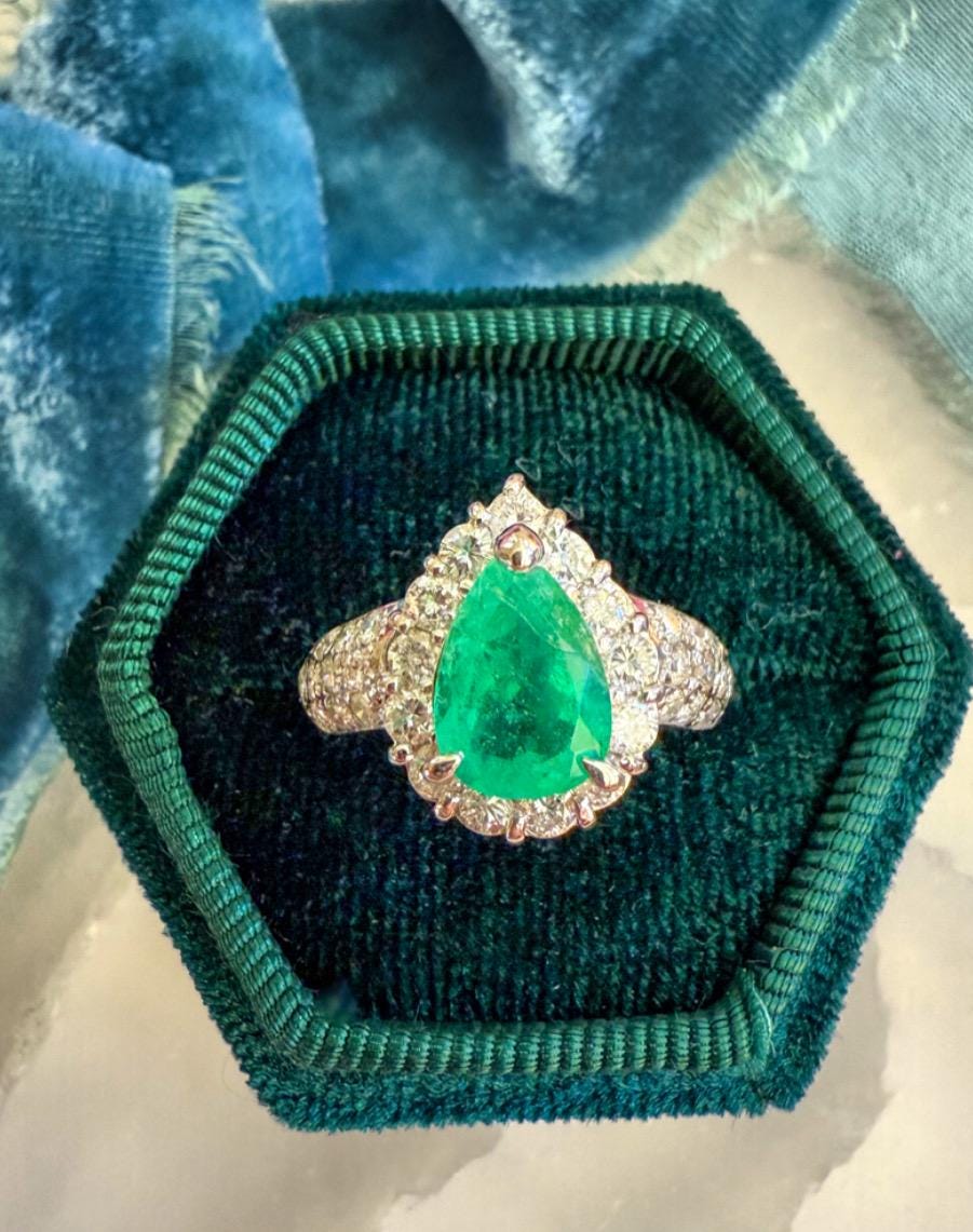 1.75ct Vintage Pear-Cut Emerald & Diamond Platinum Ring