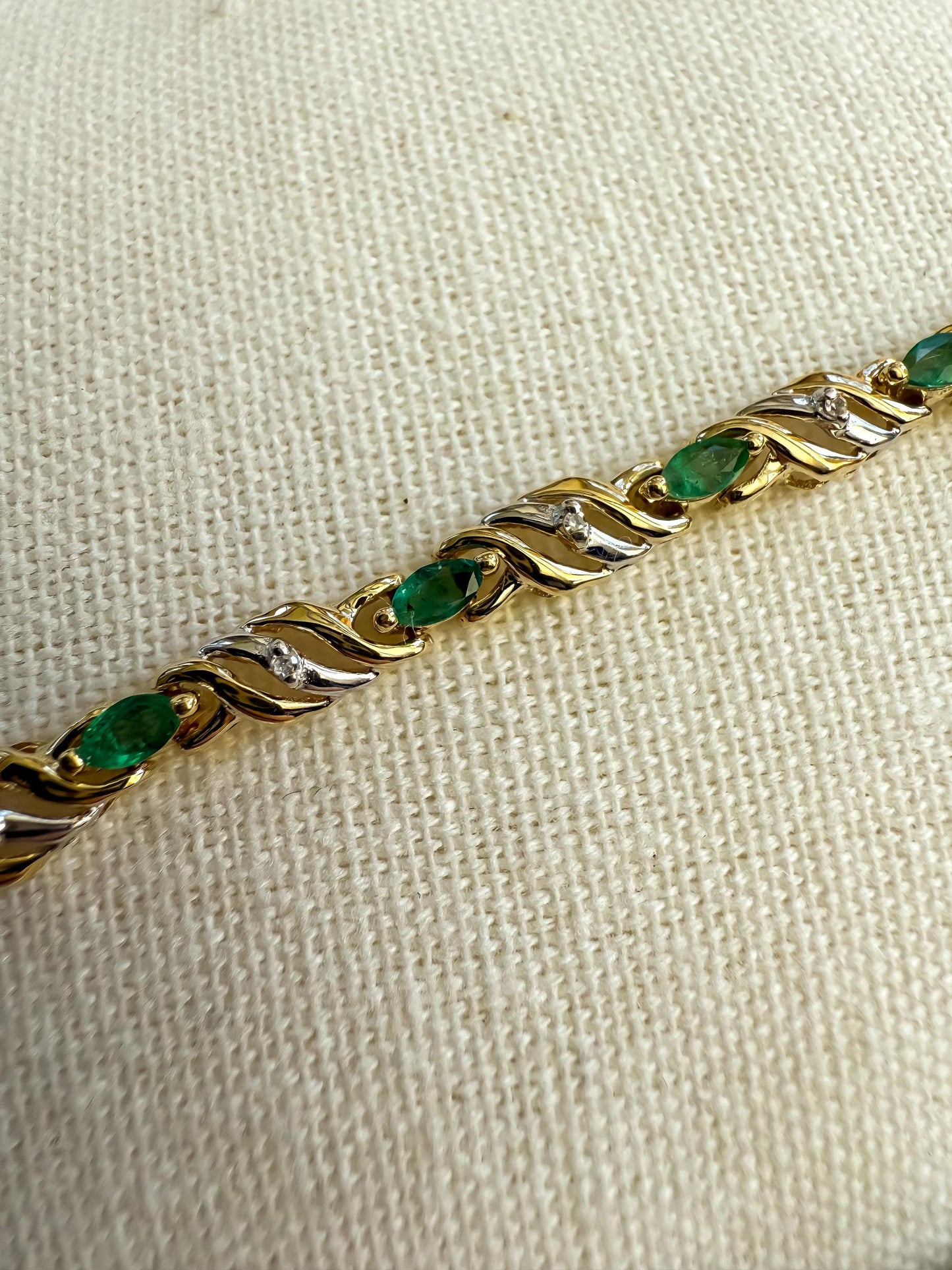 Vintage Emerald & Diamond Gold Bracelet