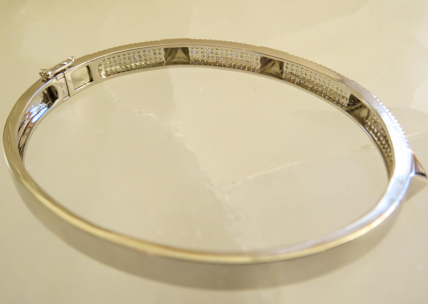 14K White Gold Studded Diamond Hinged Bangle