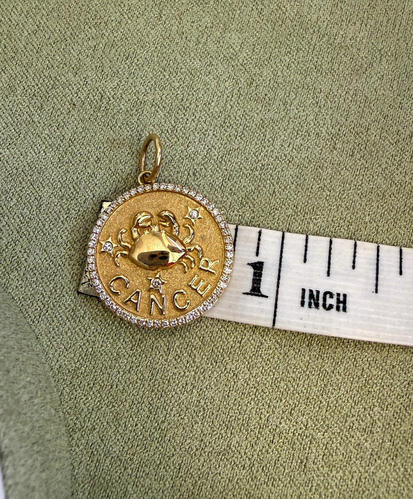 14K Yellow Gold Cancer Zodiac Pendant with Diamonds