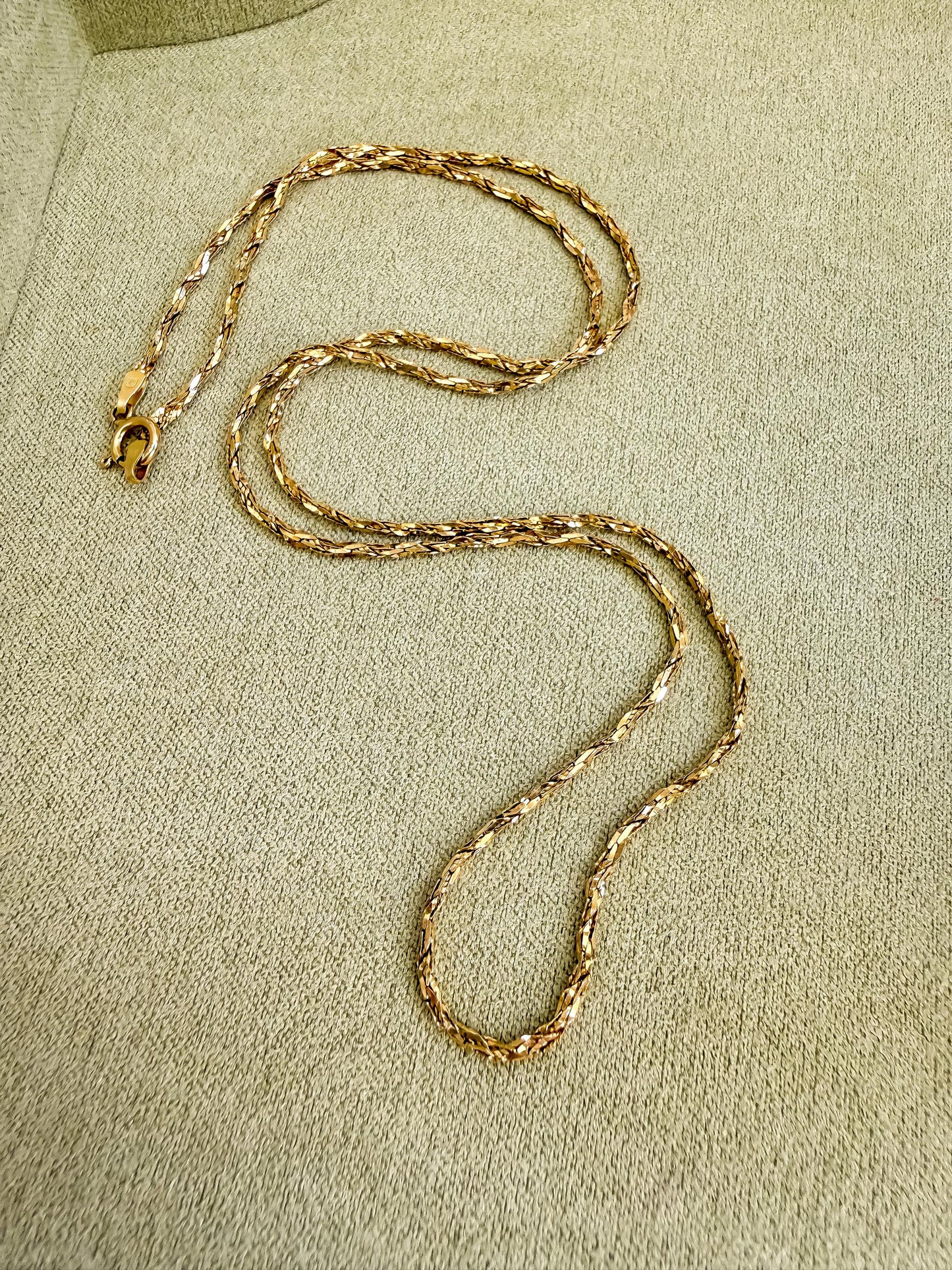 14K Yellow Gold Twist Chain Necklace | 18