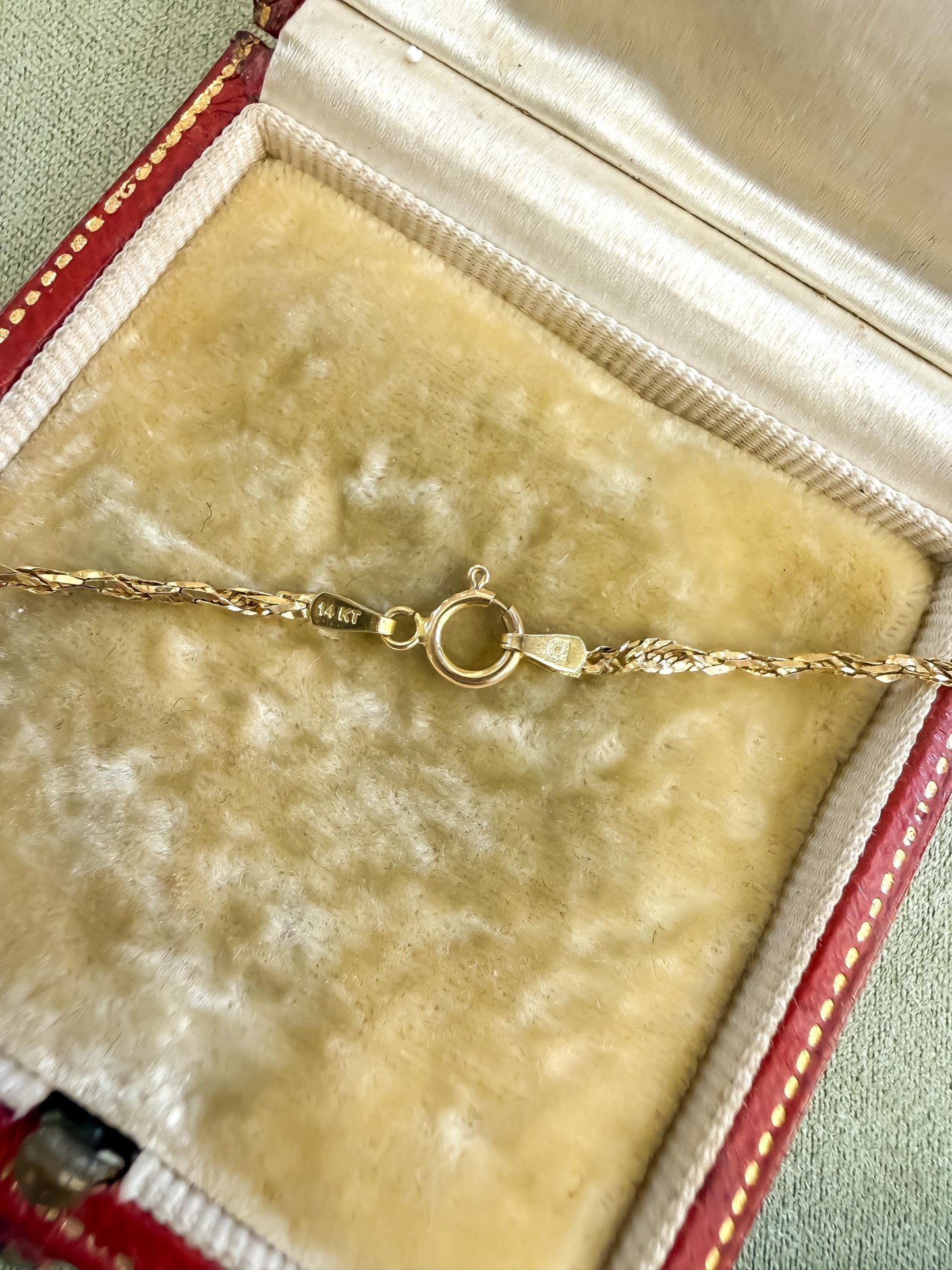 14K Yellow Gold Twist Chain Necklace | 18