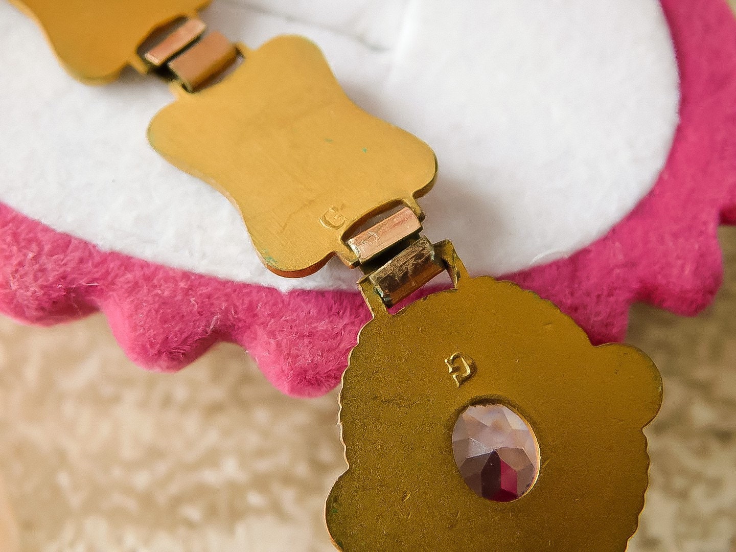 Victorian Bracelet with Dog Clip and Pin