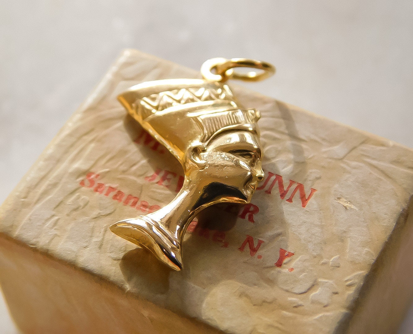 Vintage Nefertiti Charm In 14K Yellow Gold