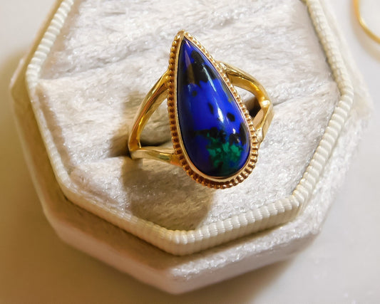 Vintage Azurite Teardrop Ring in 10K Yellow Gold