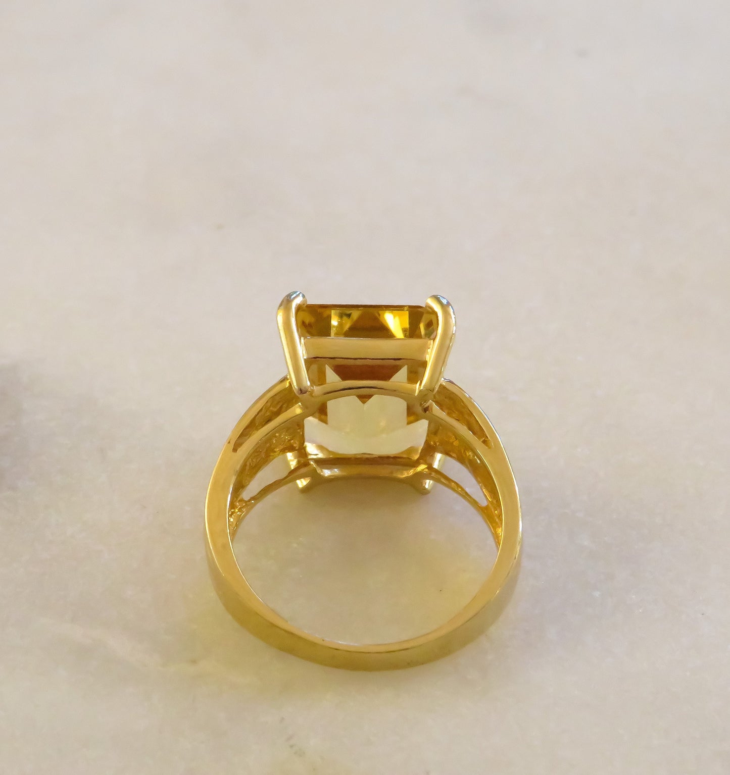 Vintage Citrine Cocktail Ring in 14K Yellow Gold