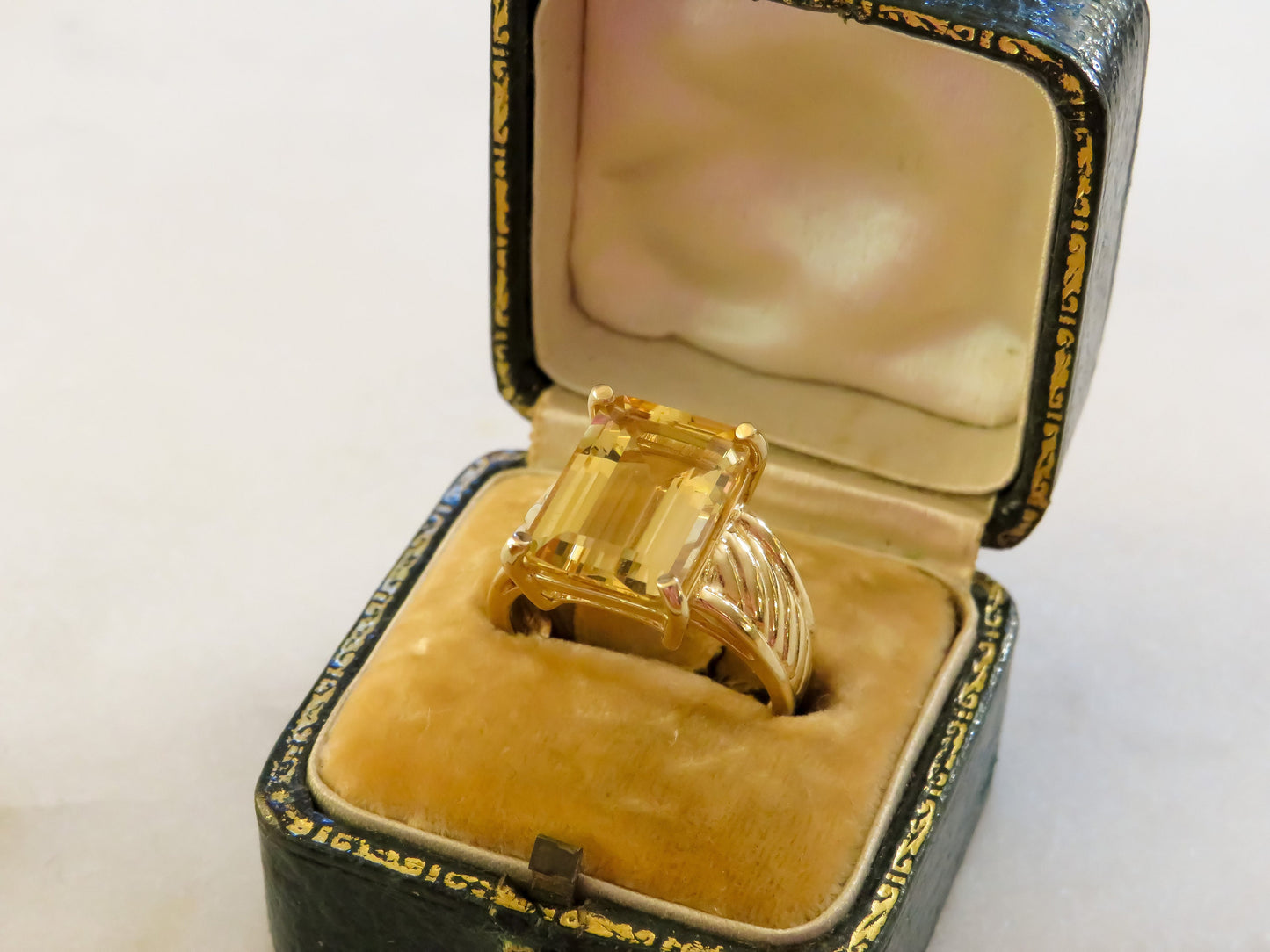 Vintage Citrine Cocktail Ring in 14K Yellow Gold